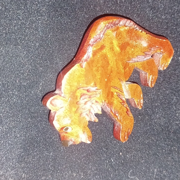 Source Unknown Accessories - Hand carved wooden pin